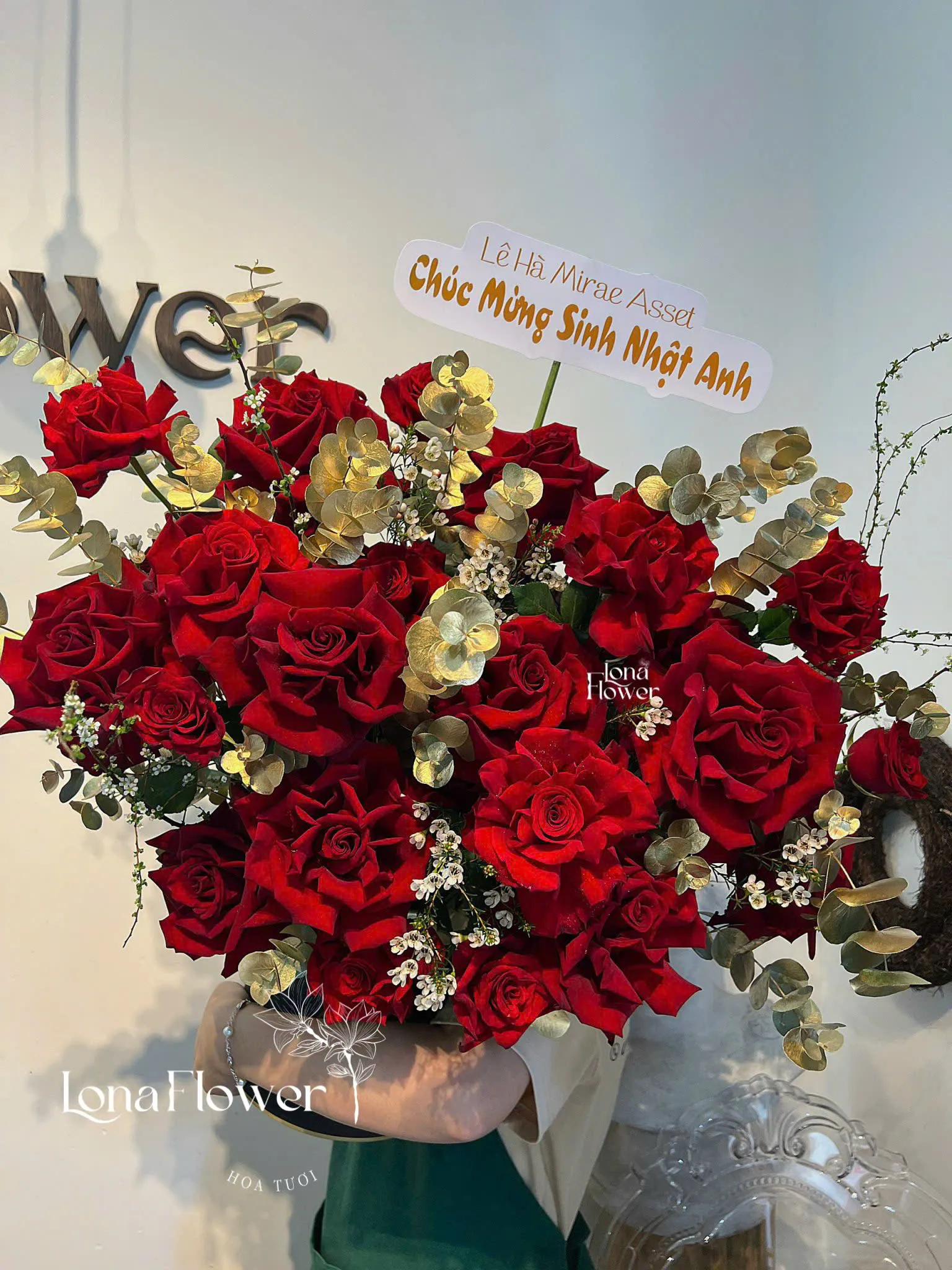 Box Hoa Tươi Quyến Rũ Đỏ Vàng Sang Trọng