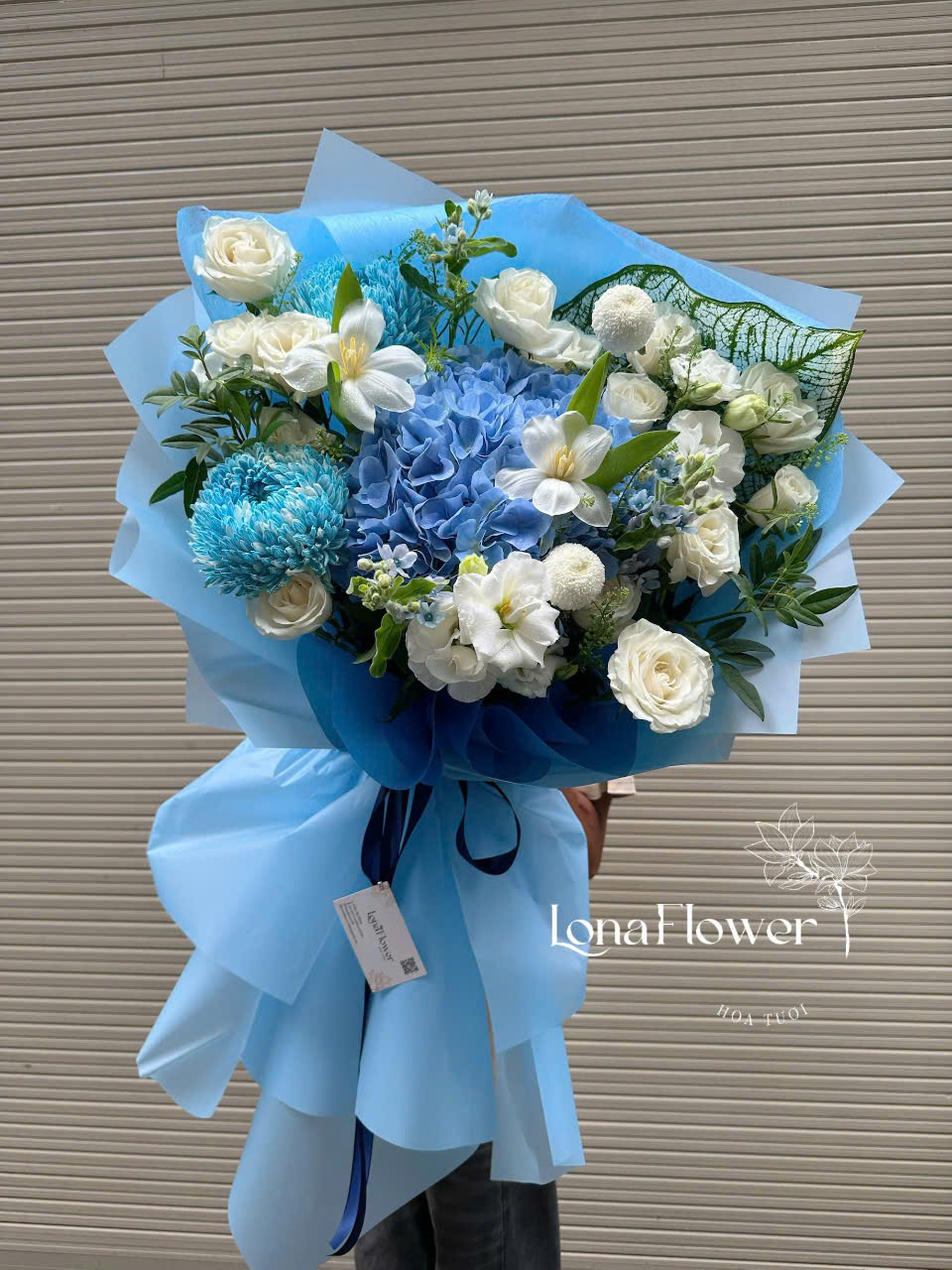 Bó Hoa "Nguyện Ước An Lành" 🕊️ - Cẩm Tú Cầu, Tulip, Cúc Mẫu Đơn & Hồng Trắng