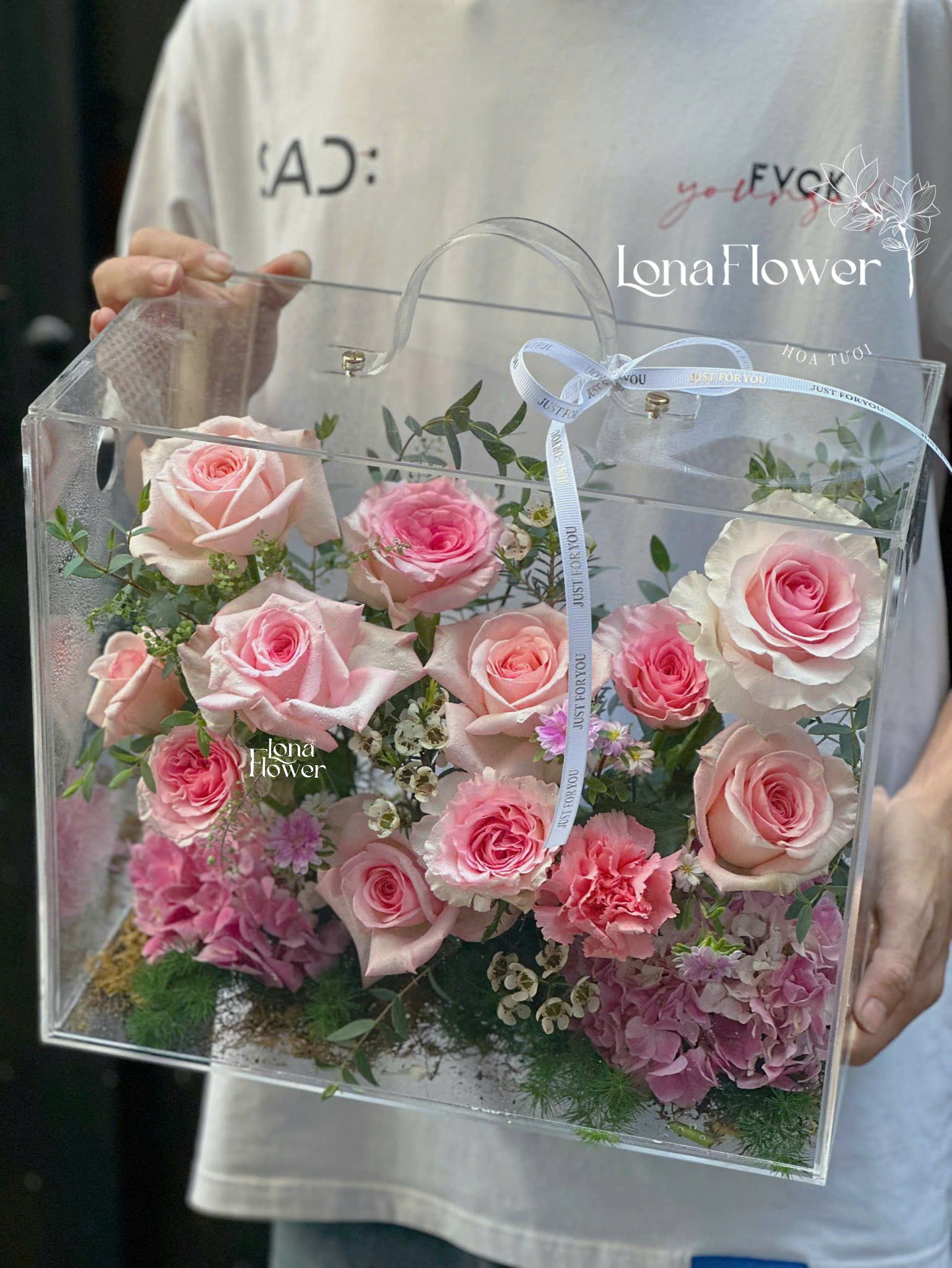 Hộp Hoa Mica Vali Hồng Pastel - Hồng & Cẩm Tú Cầu Lãng Mạn | Quà Tặng Tinh Tế