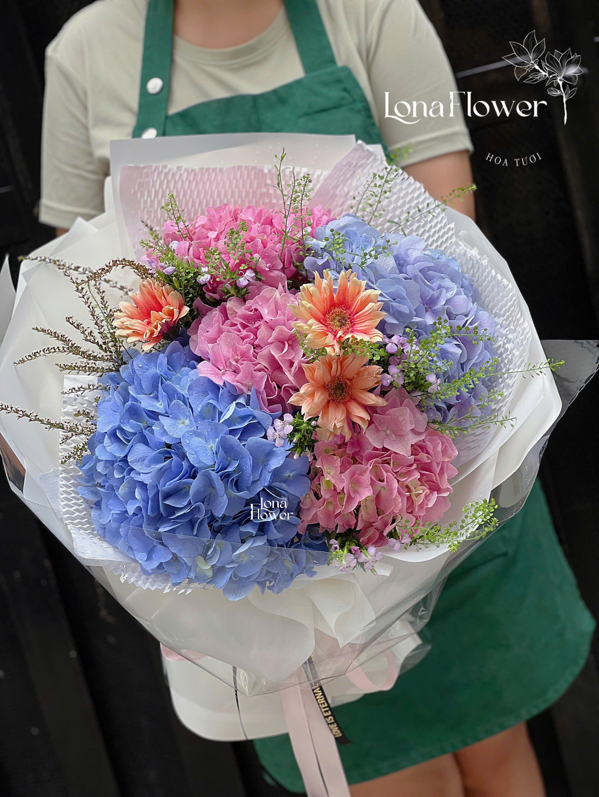 Bó Hoa Cẩm Tú Cầu Tình Yêu Ngọt Ngào 🌸💙