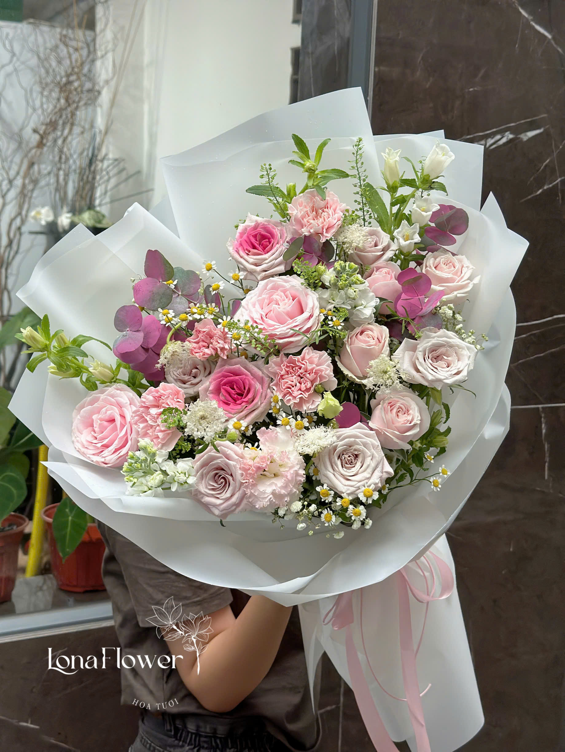 Bó Hoa Hồng Mix Đa Sắc Tinh Tế