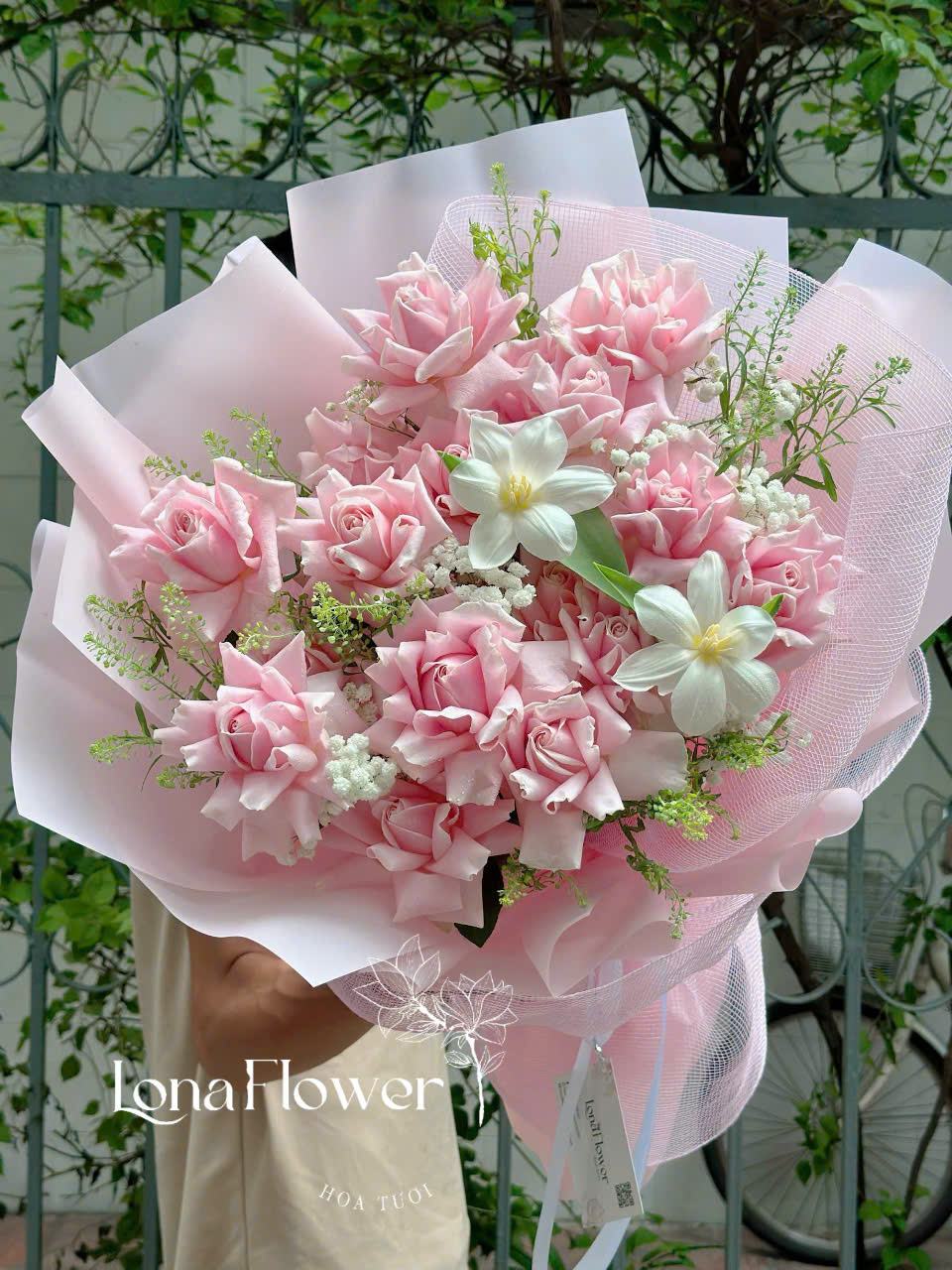 Bó Hoa "Thiên Sứ Tình Yêu" 😇 - Hồng Phấn Lẫn Cánh & Tulip Thanh Khiết