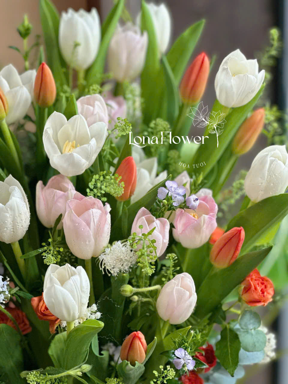 Hộp Hoa Tulip "Sắc Màu Hạnh Phúc" 🌷 - Hồng, Cam & Trắng