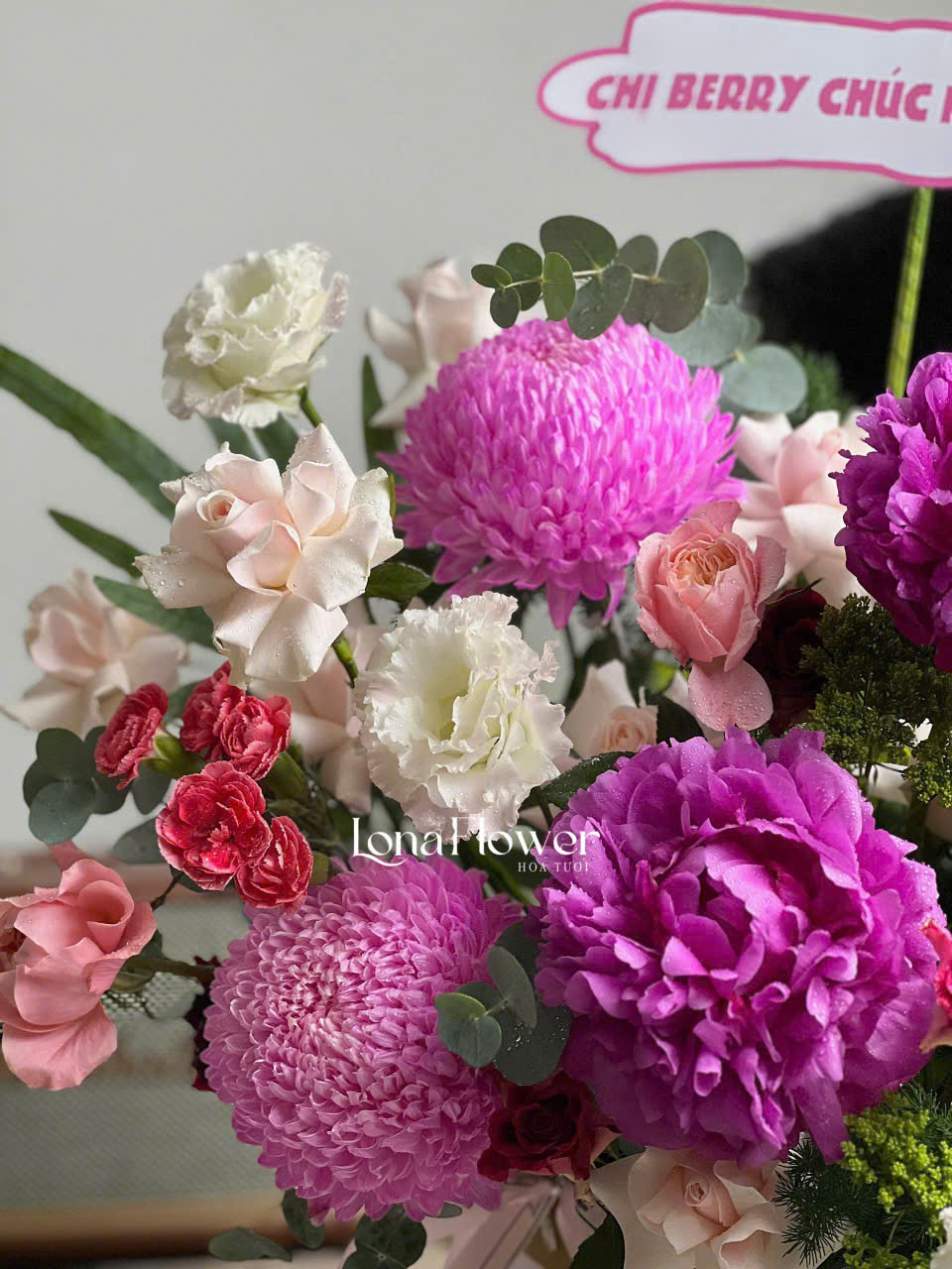 Hộp Hoa Peony & Cúc Mẫu Đơn Mix Sắc Hồng Trắng