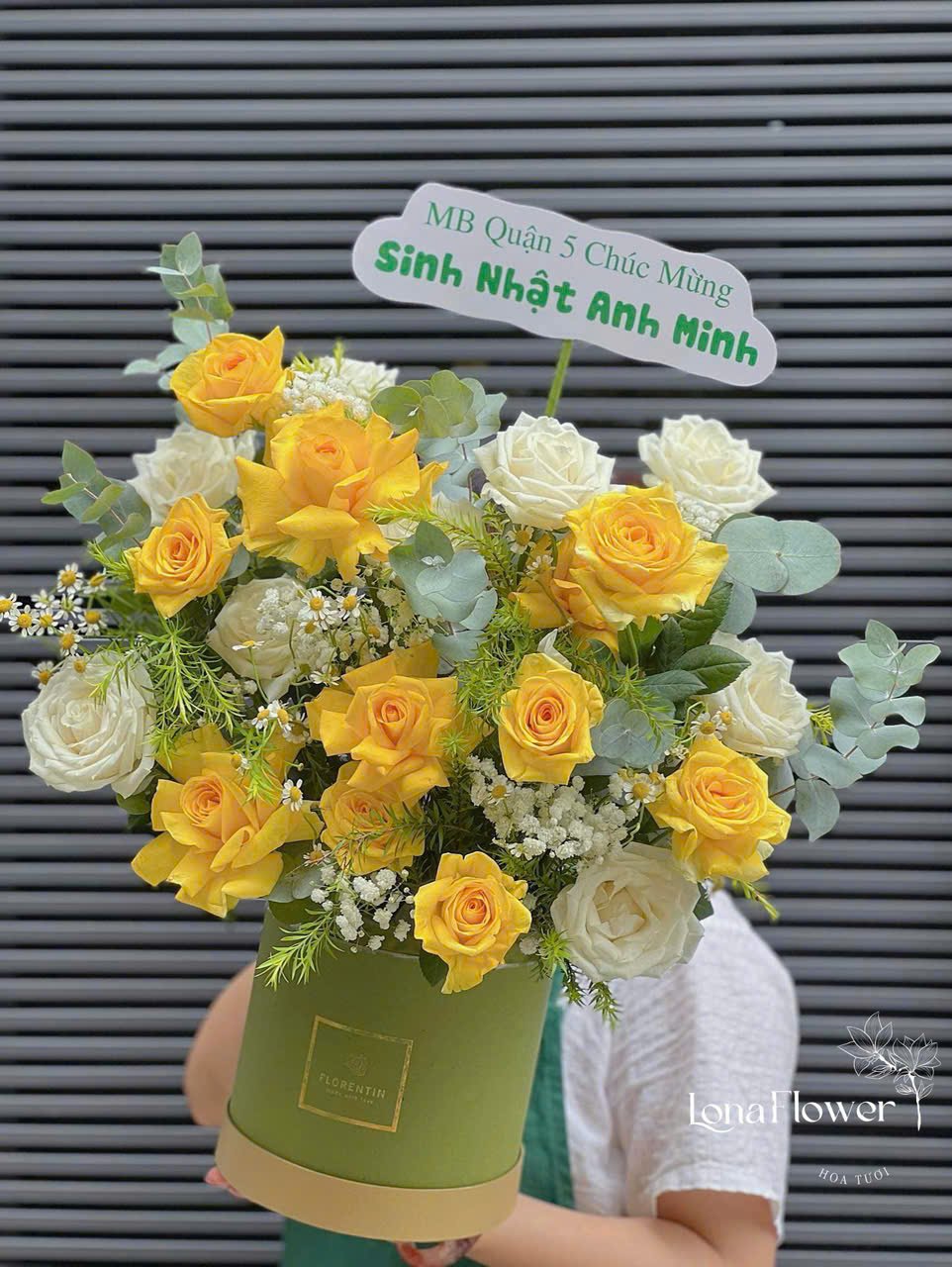 Box Hoa Hồng Vàng & Hồng Trắng Tone Vàng Trắng | Quà Tặng Sinh Nhật Tươi Sáng