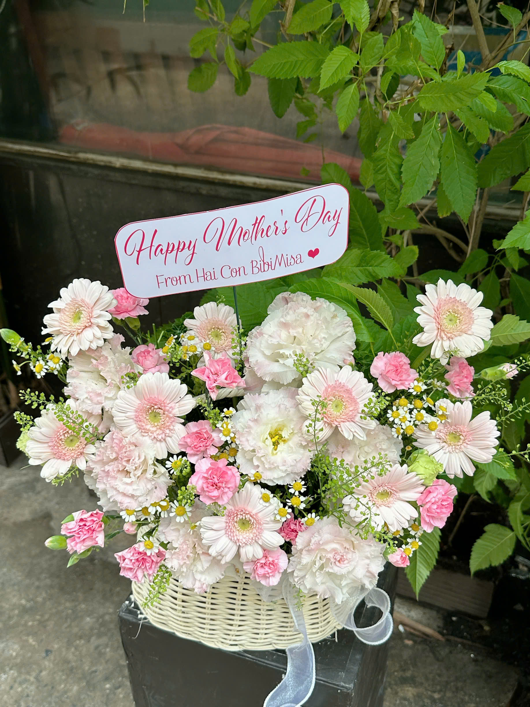 Giỏ Hoa Tone Hồng Pastel