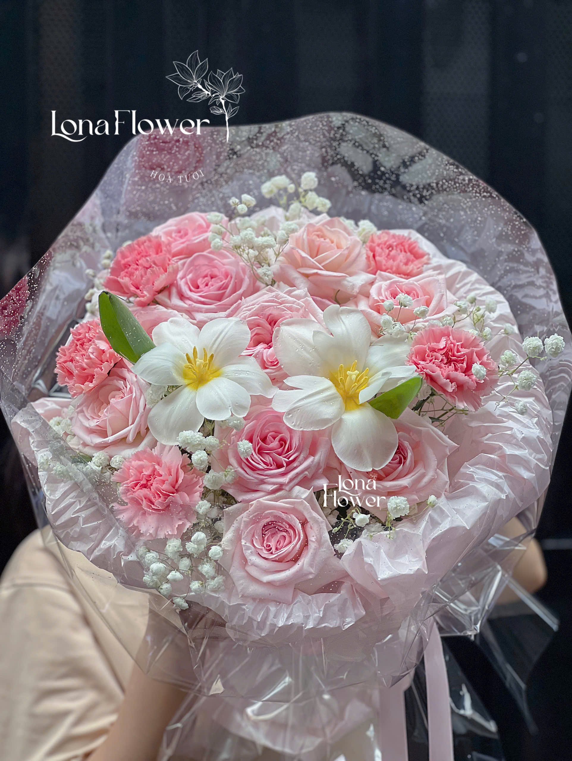 Bó Hoa Tulip, Hồng & Cẩm Chướng Tone Hồng Trắng Pastel | Lona Flower
