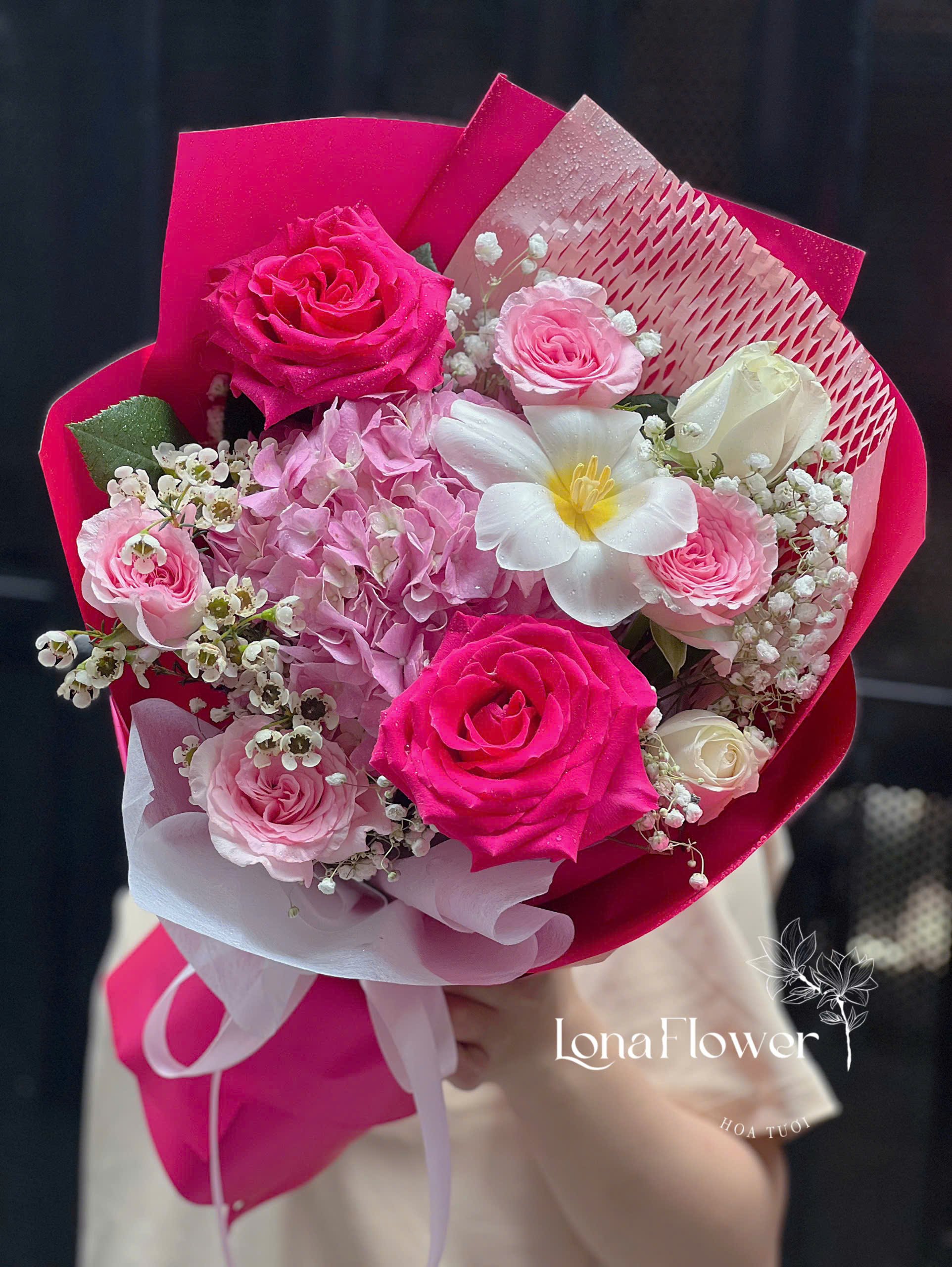 Bó Hoa Cẩm Tú Cầu Hồng, Hồng & Tulip Trắng Rực Rỡ | Lona Flower