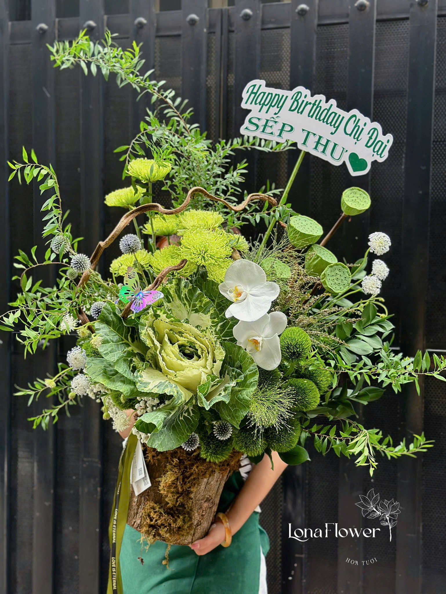 Lẵng Hoa Xanh Mát - Phong Cách Độc Đáo & Tươi Mới 🌿🌸