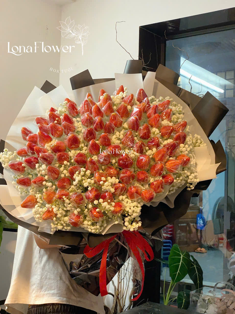 Bó Hoa Quả Dâu Tây & Baby Trắng 🍓💖✨